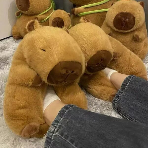 Fluffy Capybara Slippers - Cozy Animal House Shoes
